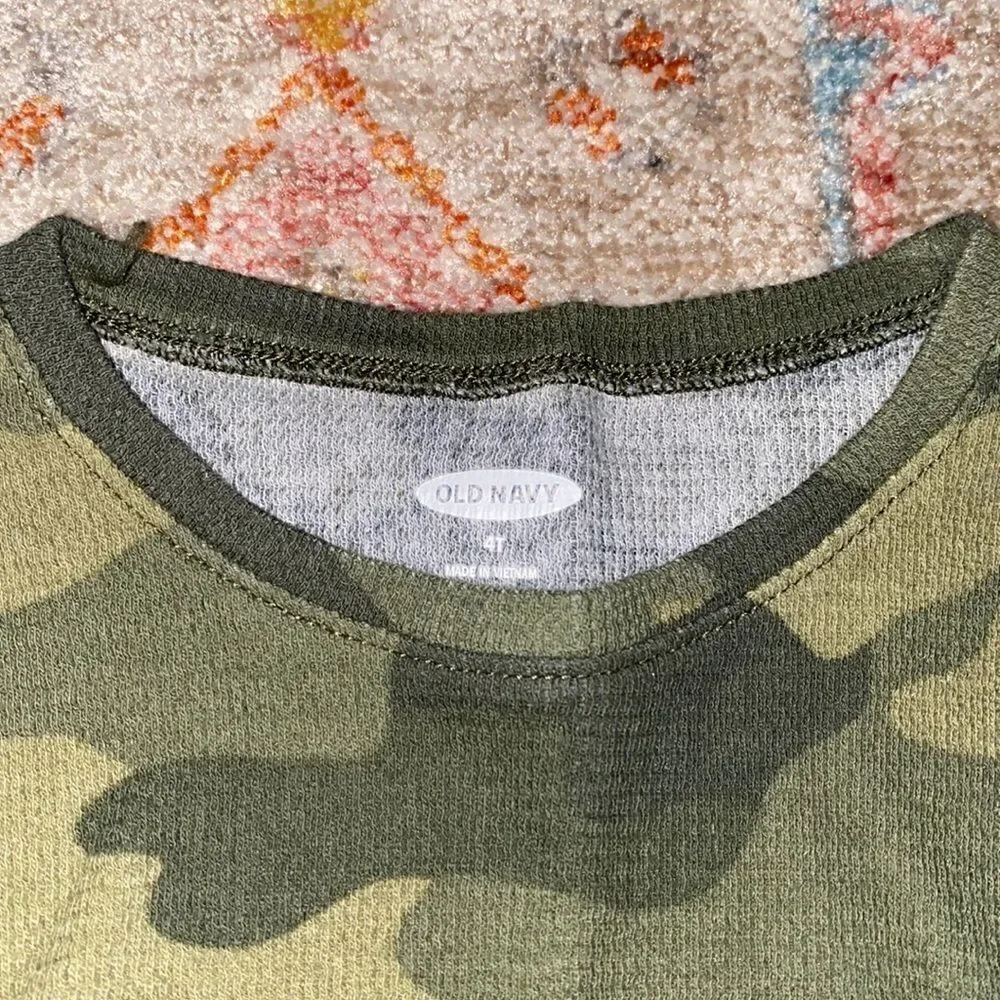 Old Navy Toddler Girls Camo Thermal